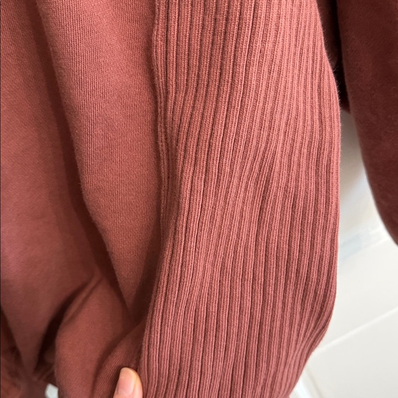 Aerie burgundy sweatshirt medium - Picture 5 of 6